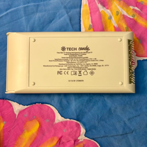 Tech Candy UV Light Portable Sanitizer Box 🧼 Disinfect Smartphones & more *NIB* - Picture 9 of 11